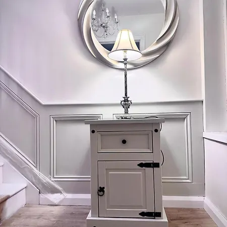 Σπίτι διακοπών Clones Town House